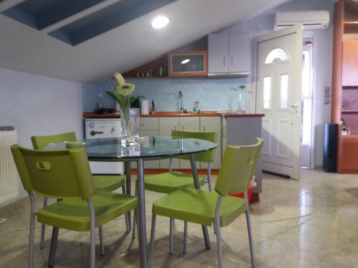 Attic Family Apartment Paralia Dionisiou Exterior foto